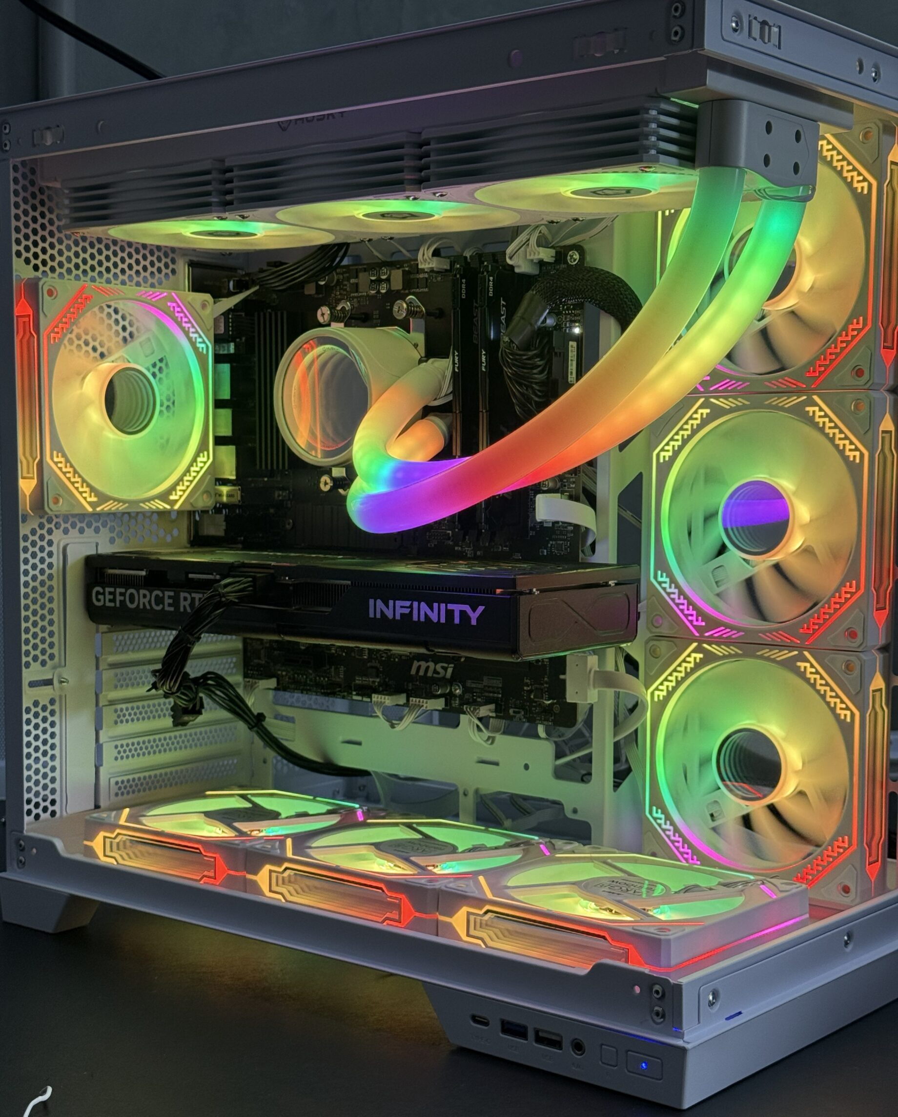 manutenção de computador feita por técnico de informática